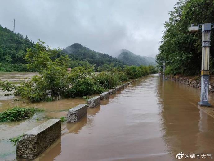 湖南全省14市州104县市区1191乡镇超过100毫米